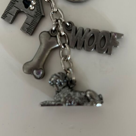 Dog Themed Keychain - Picture 2 of 4